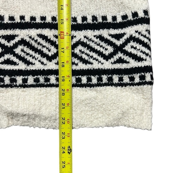 Joie Womens Cream Black Aztec Pattern Partial Zip Chunky Sweater Size Small - Picture 6 of 7